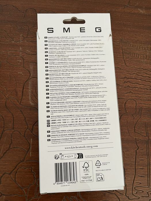 Conjunto de talheres Smeg – 4 peças