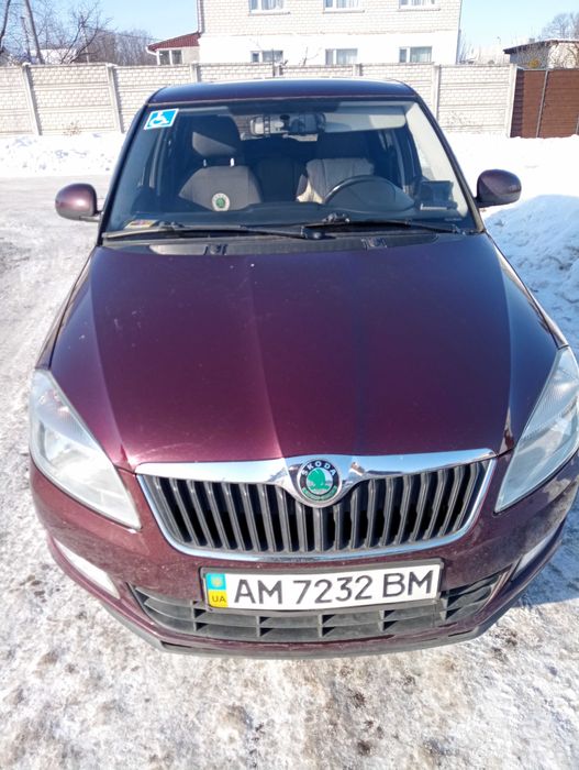 Продам Шкоду фабію хетчбек 2012 року