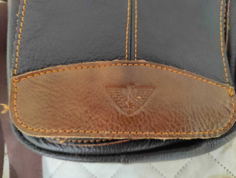 Mala tiracolo em pele natural estado semi-novo 18x22 cm