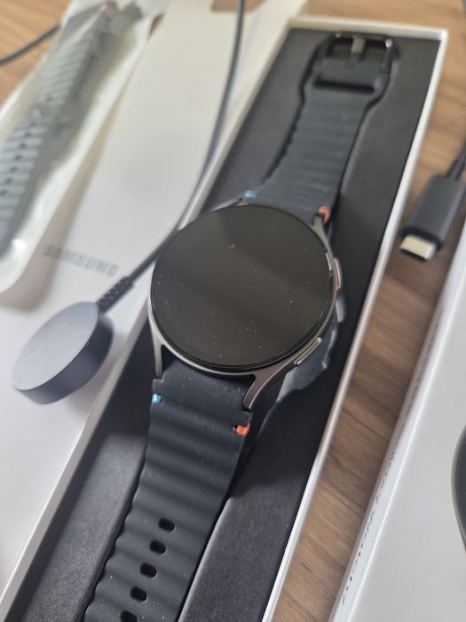 Samsung Galaxy Watch 7 44mm idealny zestaw