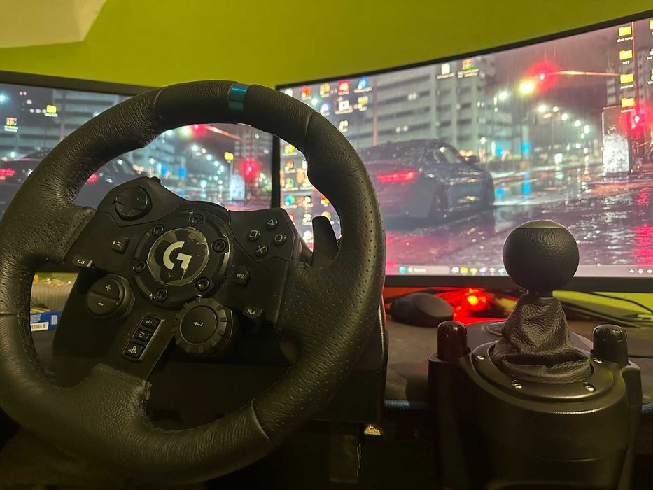 Kierownica Logitech G923
