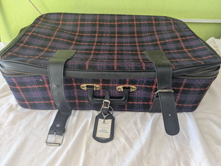 DDR, PRL, stara niemiecka walizka w karate VEB,NRD, oryginalny kufer