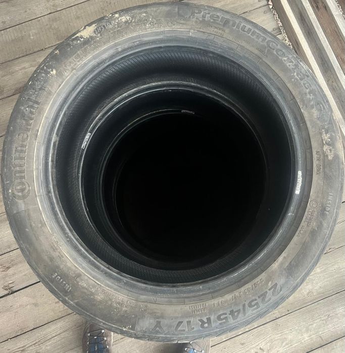 Продам Шини 225/45/17