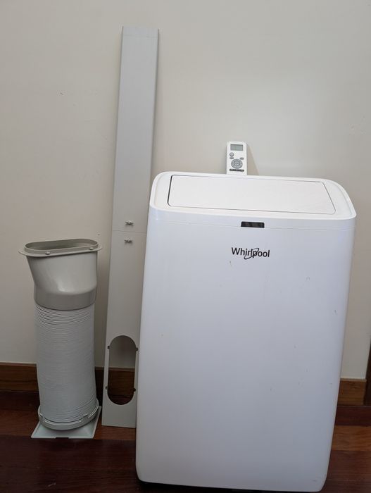 Ar condicionado portátil Whirlpool PACF212HP W, 12.000 BTU, aquecimento e arrefecimento