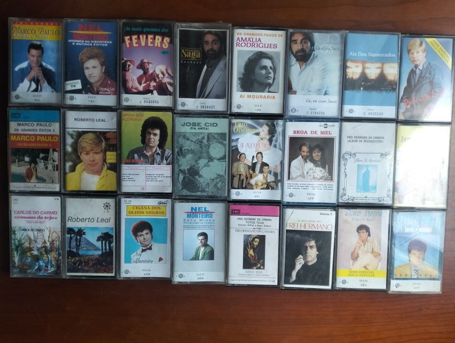 Lote de 24 antigas K7's música portuguesa