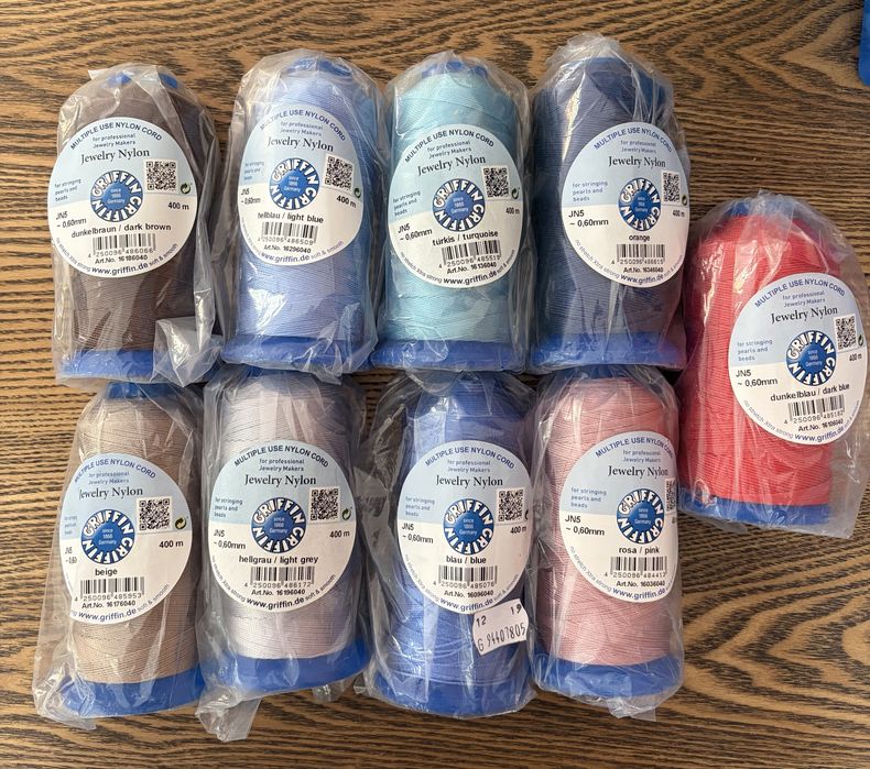 22 carrinhos de linha nylon