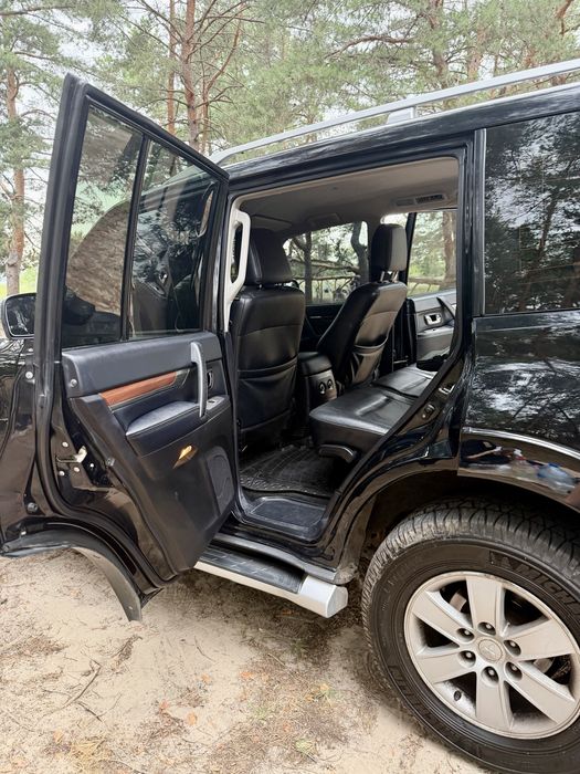 Mitsubishi Pajero Wagon IV 3.0 газ/бензин