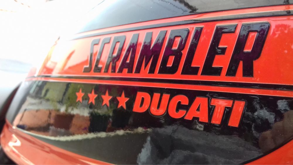 Ducati Scrambler Sixty2