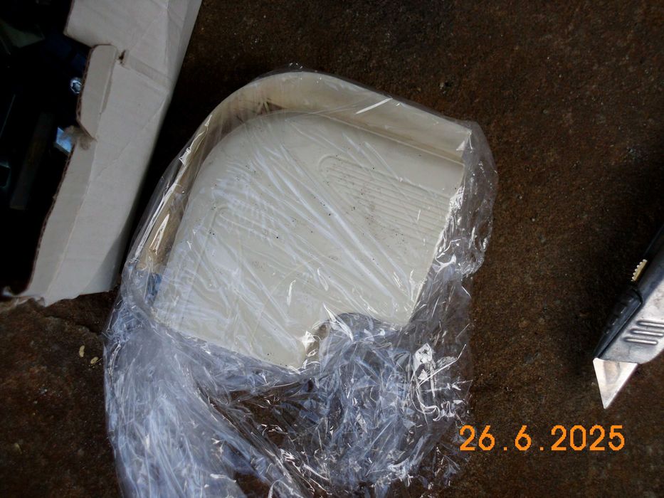 Sprzedam okno do przyczepy kempingowej/kampera