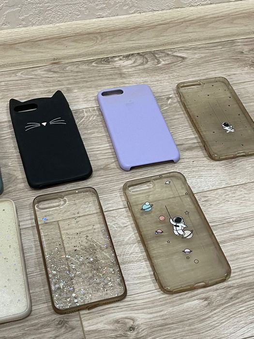 Чохли на Iphone 8+