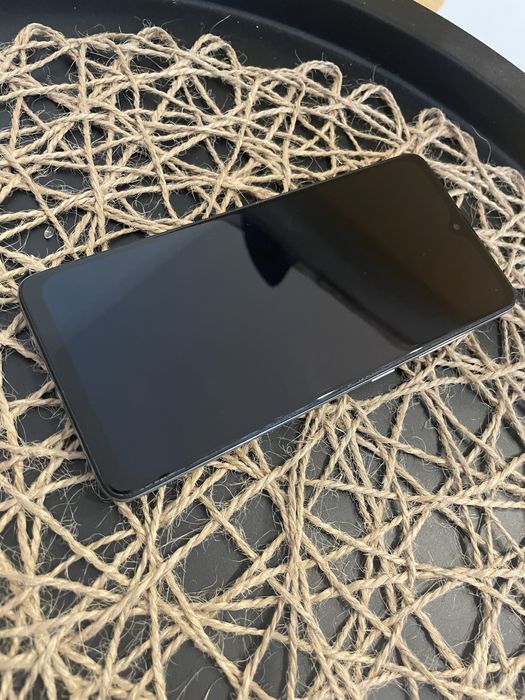 Телефон Samsung A51