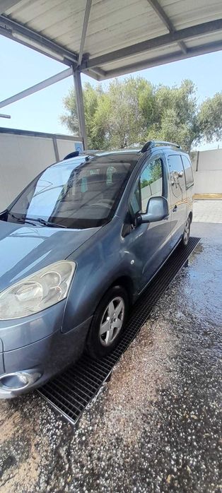 Peugeot Partner 5 lugares