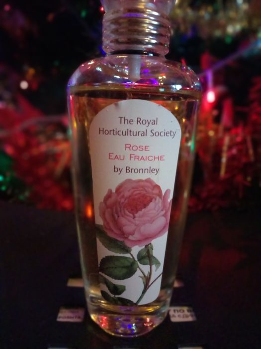 Bronnley Rose eau Fraiche.Редкость!