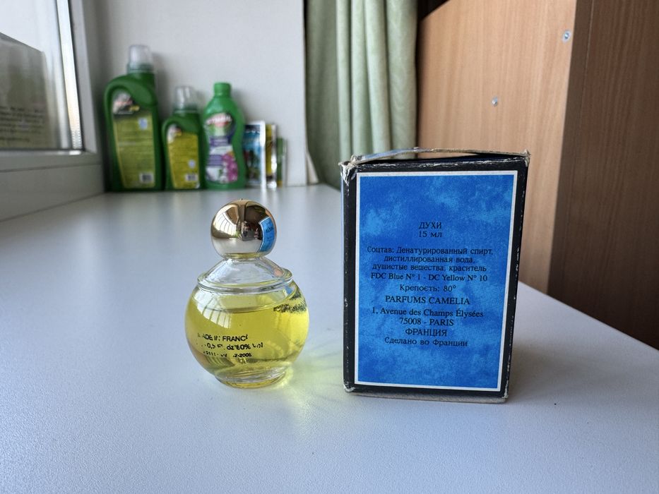 Camelia. Вінтажні парфуми