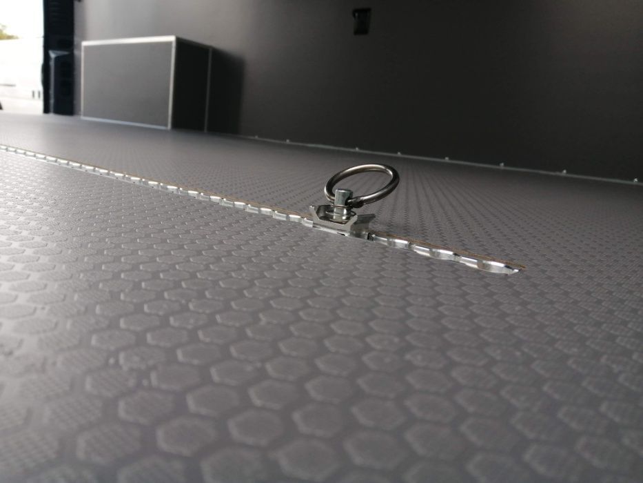 Listwa podłogowa airline do zabudowy busa