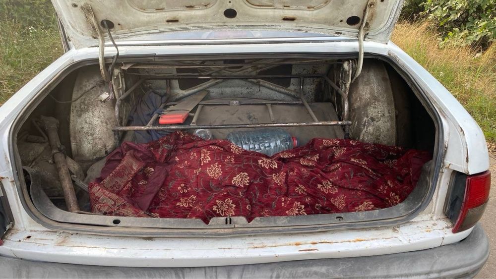 Машина, Волга 3110,Волга 1999 року, з документами, на повному ходу