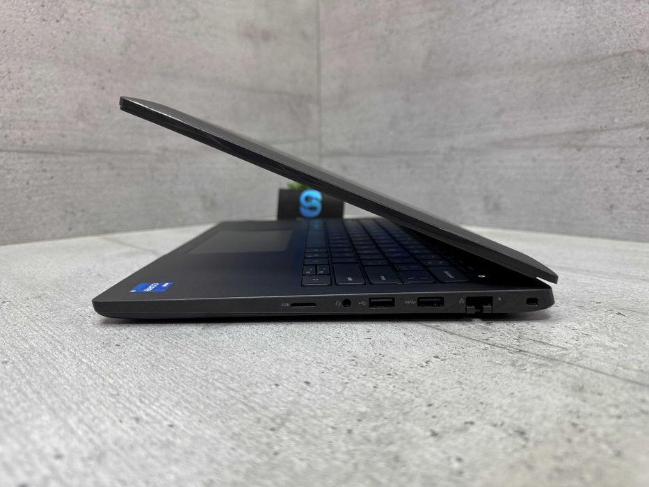 I5-1135G7/Стильний ноутбук Dell 3420/16gb ddr4/256gb ssd