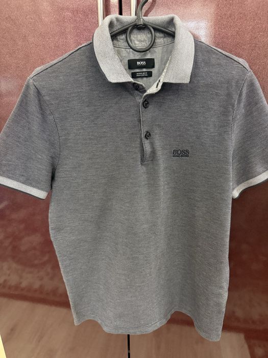 Поло Hugo Boss оригінальне, розмір S