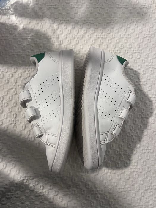 Tenis Adidas em otimo estado