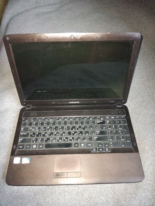 Ноутбук Samsung NP R540
