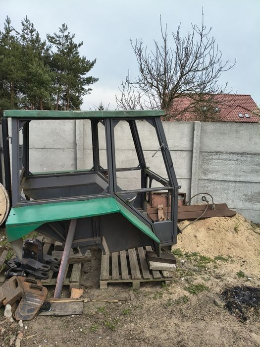 Kabina do ciągnika c360