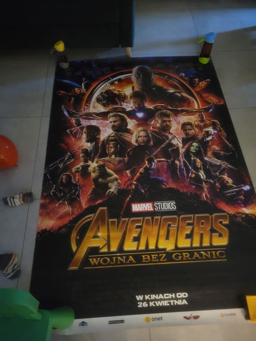 Plakat avengers wojna beż granic 177x127 nowy nie uzywany