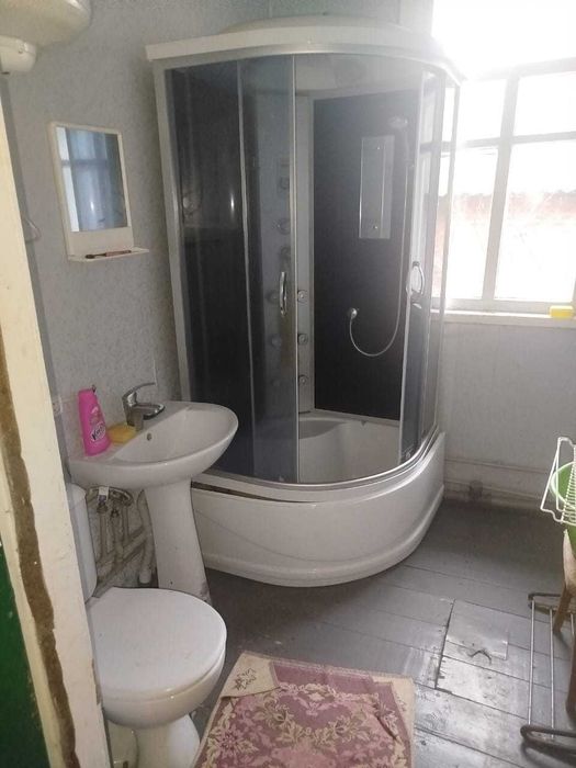 Продаём в Малиновке добротный жилой дом пл. 63 кв.м