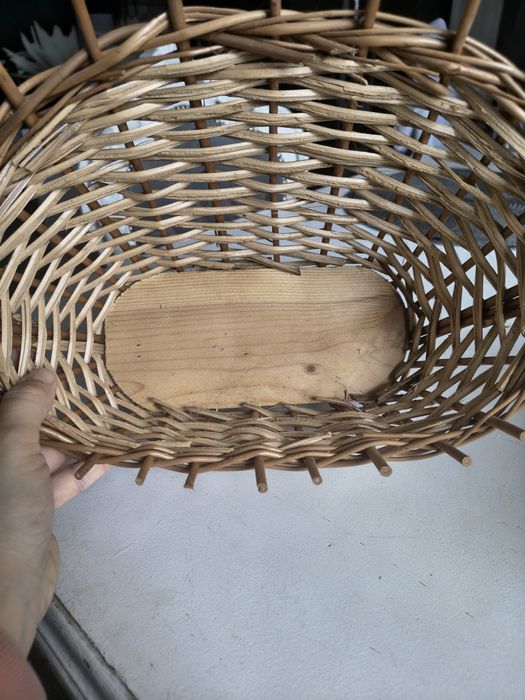 Koszyk wiklinowy