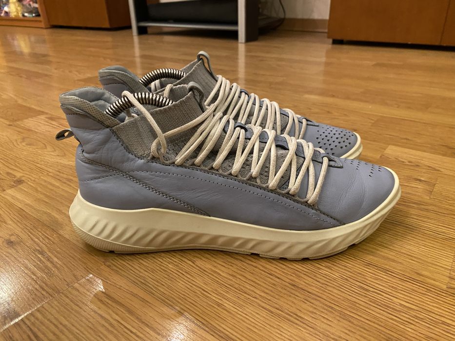Ecco кроссовки женские 41 (26-26,3см) clarks camper