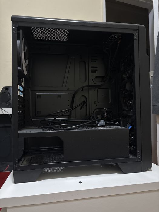Caixa ATX AeroCool Ore Saturn FRGB Tempered Glass Preta