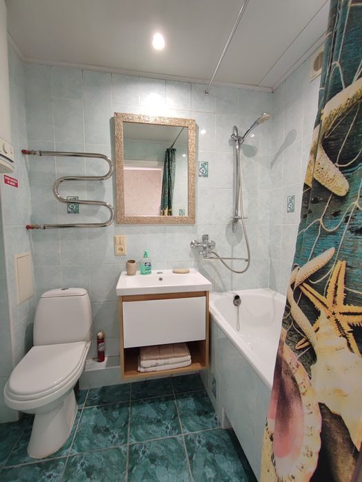 1-кімнатна, Липківського 3, 5 хв залізничний вокзал, від власника