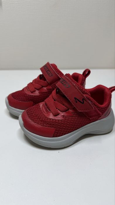 Дитячі легкі кросівки Skechers Selectors, розмір 21 (устілка 11 см)