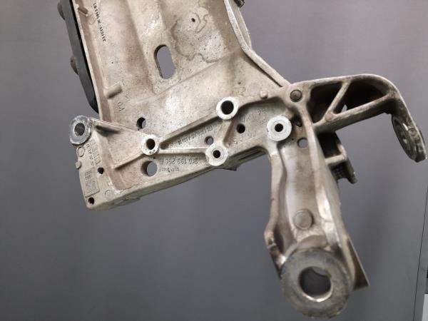 Charriot frente SEAT Leon (1P1)