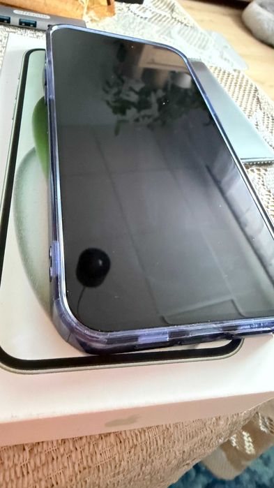 Sprzedam iphone 15 plus