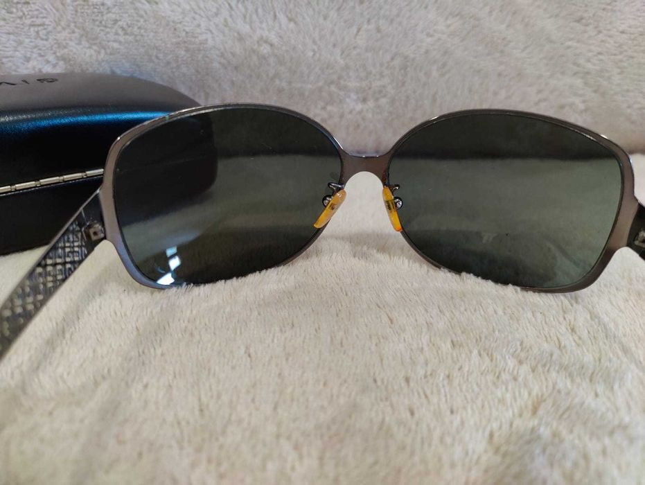 Óculos de sol Givenchy originais e em ótimo estado de conservação