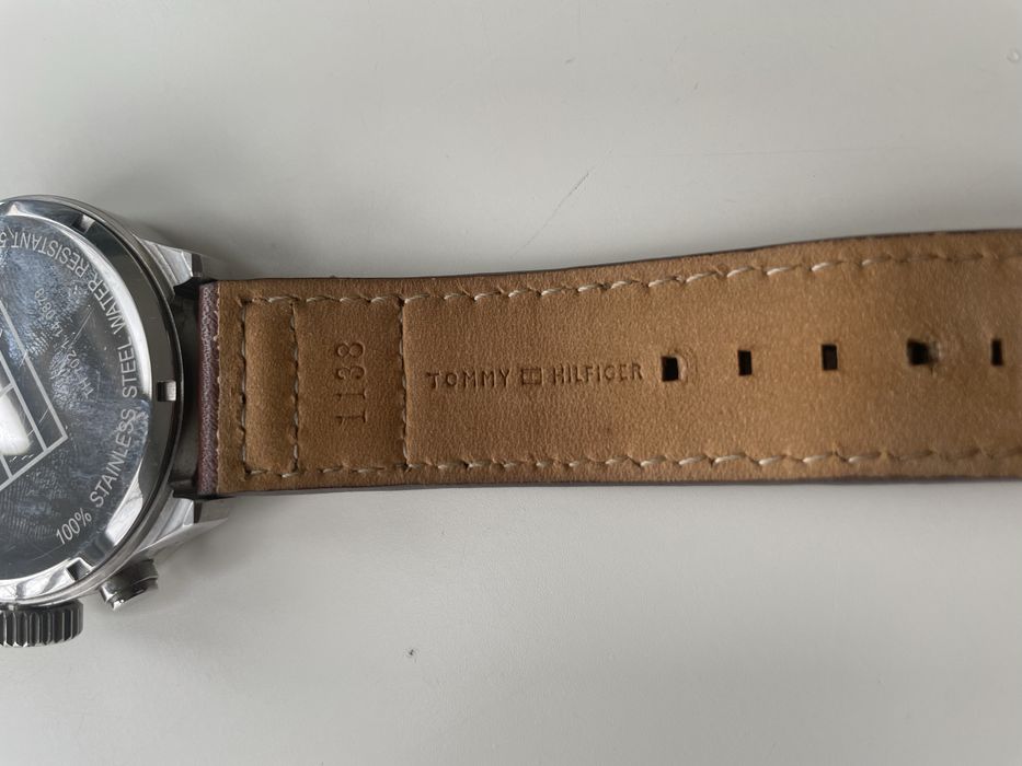 Часы Tommy Hilfiger хронограф