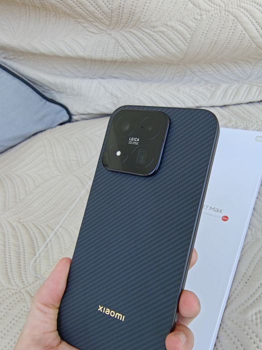 Xiaomi 17 Max (12/512GB) Preto Carbono
