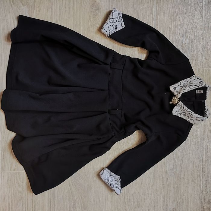 Платье на девочку школьное, новое!!!