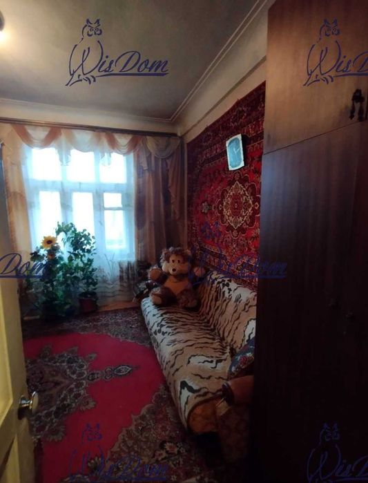 Продам 2к квартиру в центрі Нової Баварії, вул. Китаєнка, 4