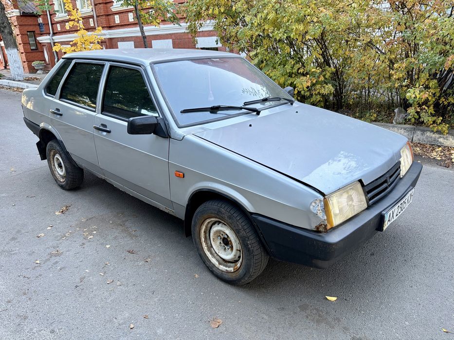Продам ВАЗ 21099 2002 г.в. 1.5 газ/бенз