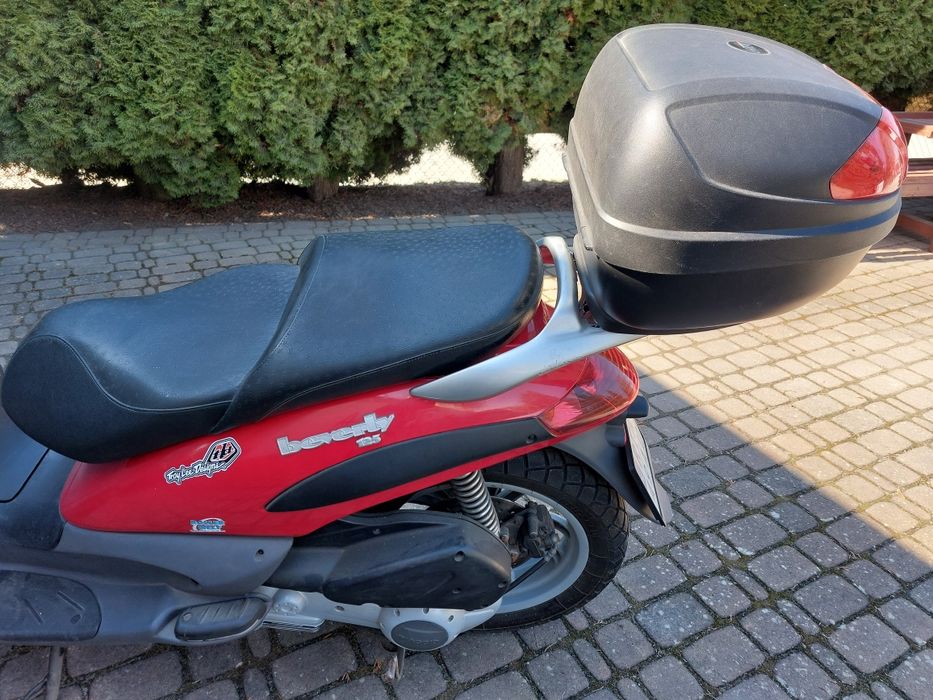 Sprzedam skuter piaggio 125cm