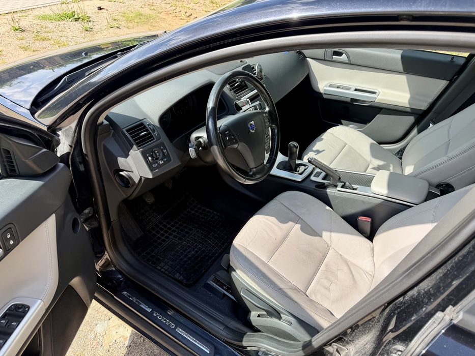 Volvo V50 1.6 D  2010 r.  204 000 km