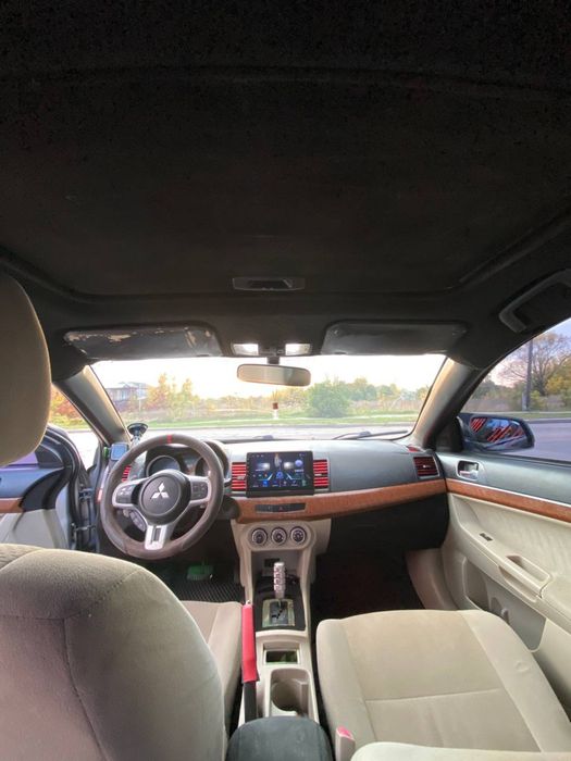 продам Mitsubishi Lanser X