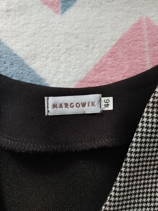 Sukienka elegancka r. 46