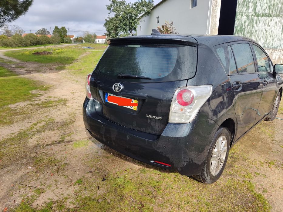 Toyota Verso D4D 7 lugares — photo 2