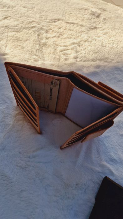 Diversas carteiras unisexo