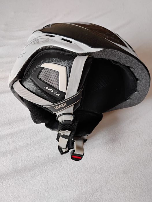 Kask narciarski Uvex