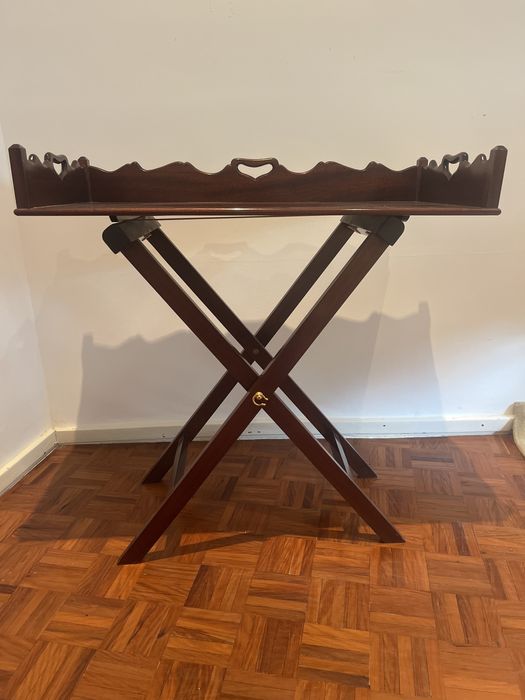 Mesa de apoio madeira escura