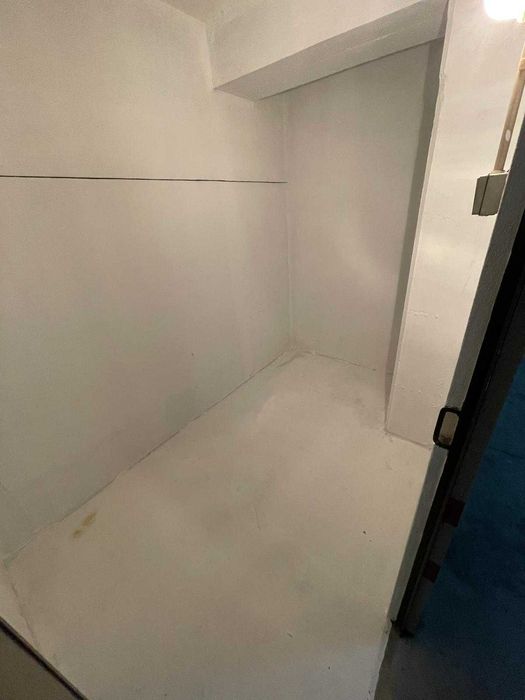 Lugar Garagem + Arrumo na Av. República - Gaia