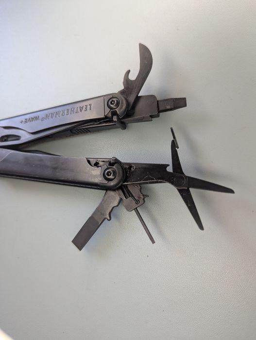 Мультитул Leatherman Wave + plas